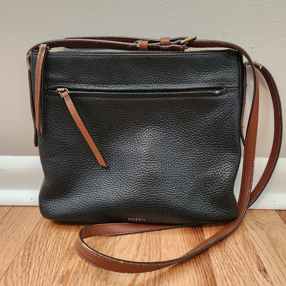 Fossil Leather Purse